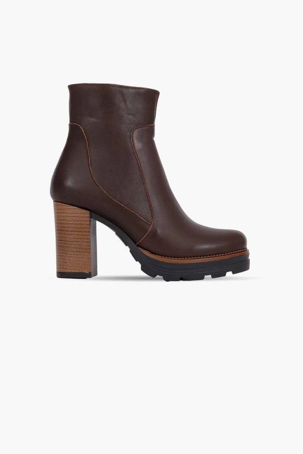 Iris Women's Genuine Leather Platform Sole Boots with Seam Detail b4823