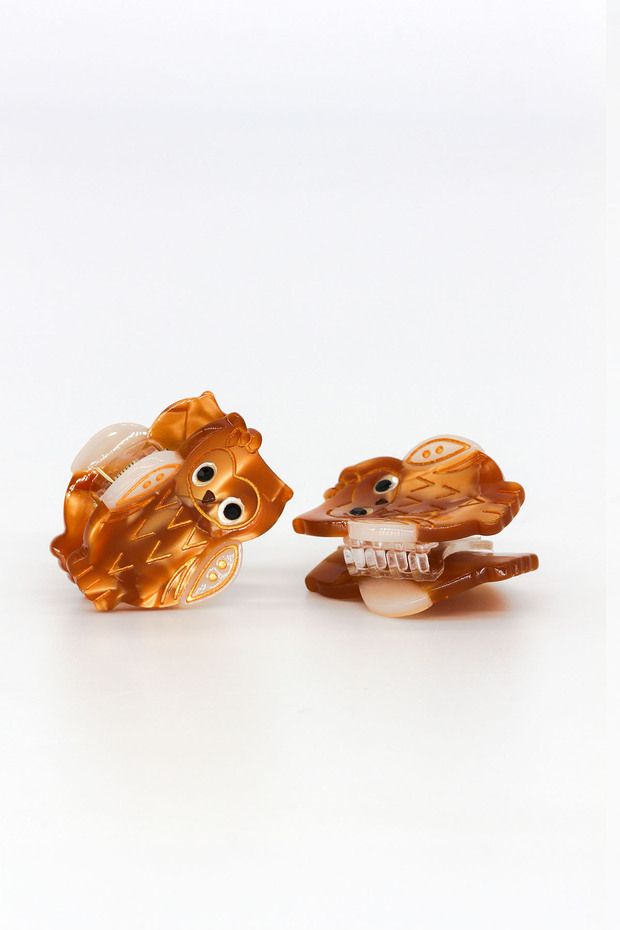 Tiny Buckled Clip with an Owl Design