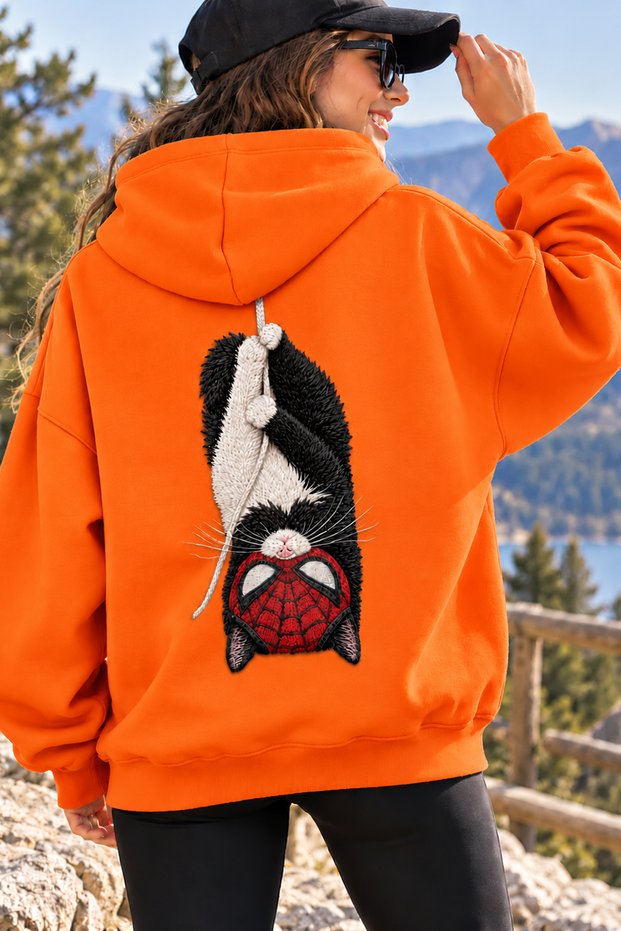 Unisex Oversized Hoodie with "Cat on a Rope" Back Print – Relaxed Casual Sweatshirt with Relaxed Fit