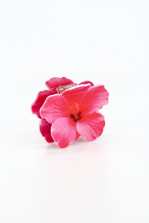 Lotus-Shaped Buckled Clasp