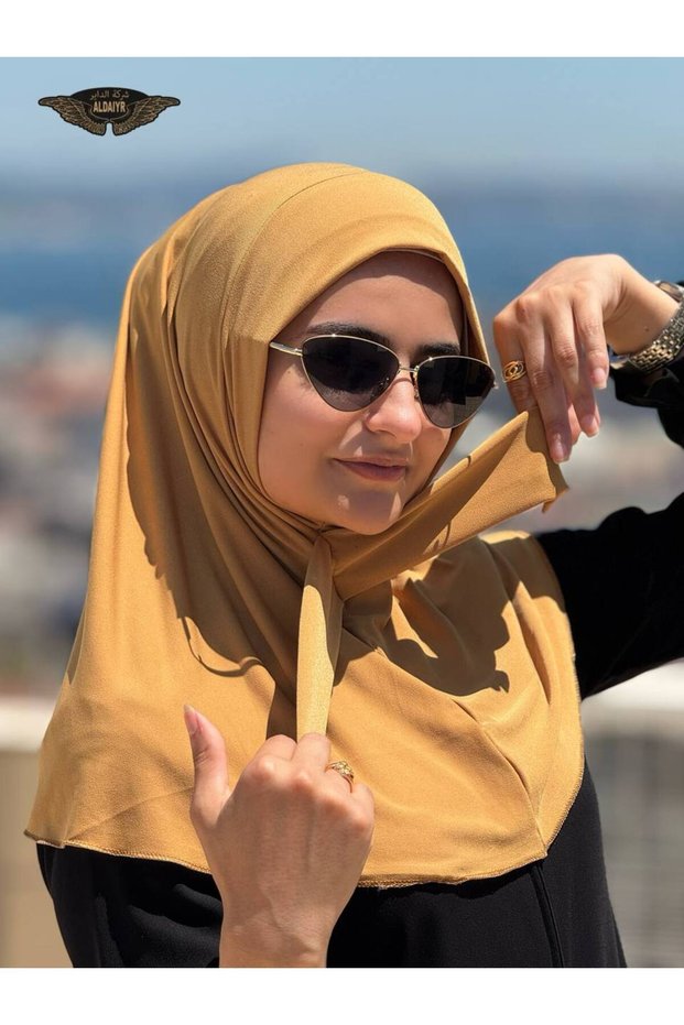 Snap-on hijab cap
