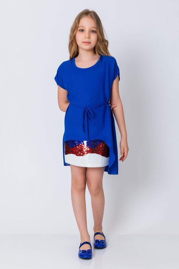 Devojčica u Saks haljini - 1