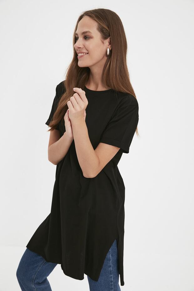 Siyah-Beyaz 2'li Paket Yırtmaç Detaylı Bisiklet Yaka Kısa Kollu Basic Örme T-Shirt TCTSS21UK0009 - 4