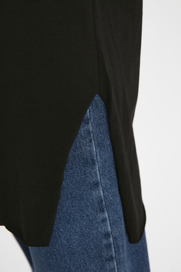 Siyah-Beyaz 2'li Paket Yırtmaç Detaylı Bisiklet Yaka Kısa Kollu Basic Örme T-Shirt TCTSS21UK0009 - 8
