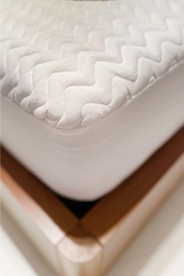 Fitted Quilted Liquid Proof Mattress Pad 160 X 200