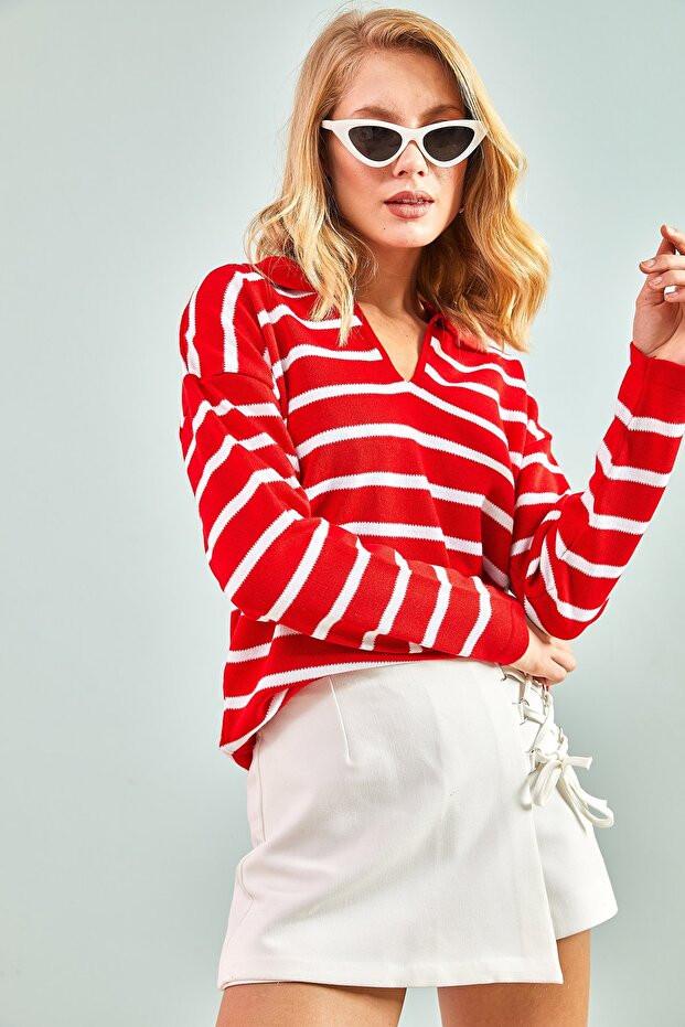 Damski sweter z dzianiny w paski, pod szyją - 7