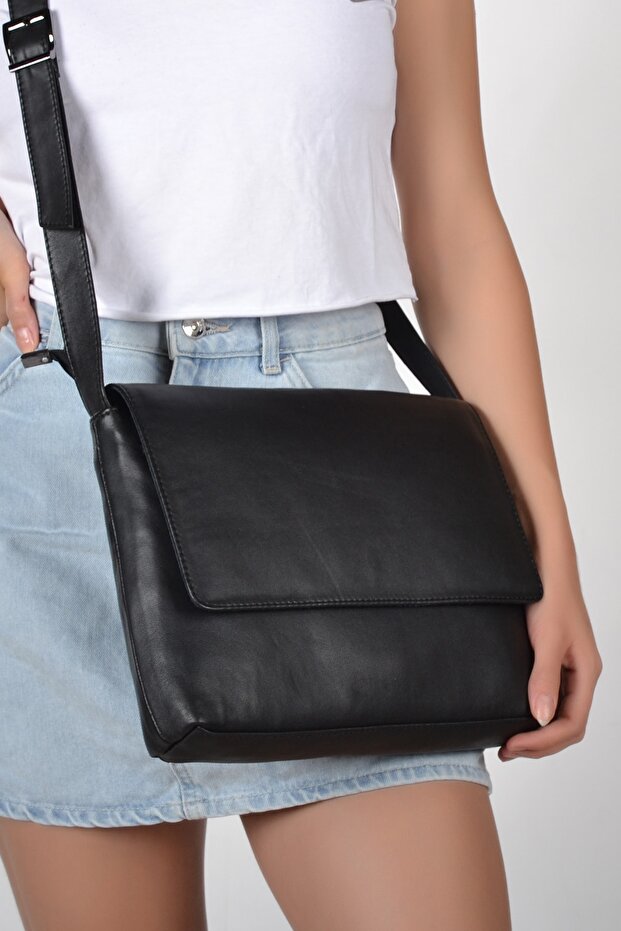 Women's Black Genuine Leather Bag