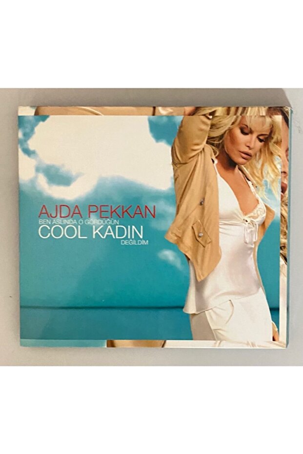 Ajda Pekkan Cool Kadın - 1