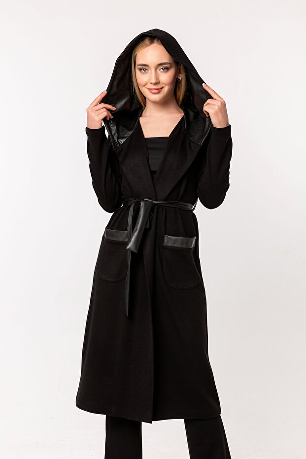 Siyah Kapüşonlu Şal Yaka Kuşak ve Cep Detay Triko Hırka - 3