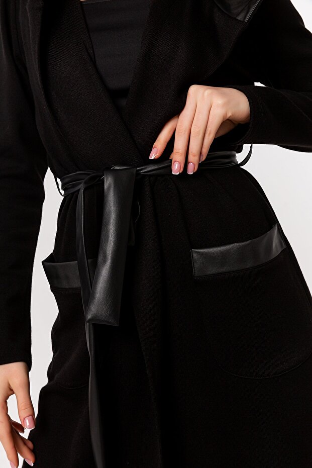 Siyah Kapüşonlu Şal Yaka Kuşak ve Cep Detay Triko Hırka - 6