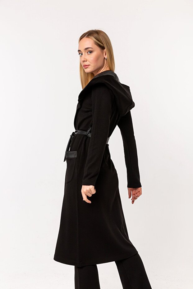 Siyah Kapüşonlu Şal Yaka Kuşak ve Cep Detay Triko Hırka - 8