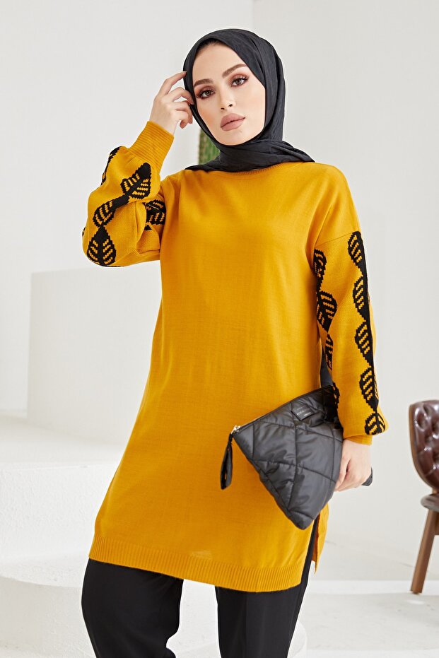 Kol Işlemeli Triko Kazak - 7