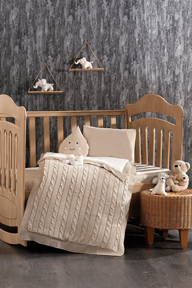 Lilya Beige Baby Sleeping Set with 4 Pieces Booties Gift 100% Cotton Knitwear Blanket and Pear Pillow