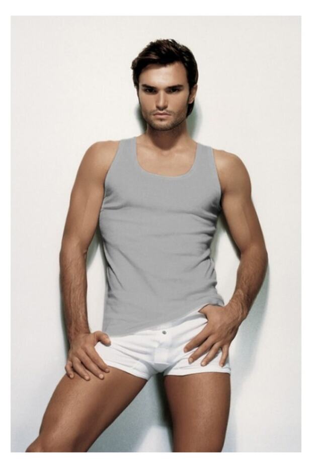 قميص داخلي من القطن الممشط باللون الرمادي للرجال - 1