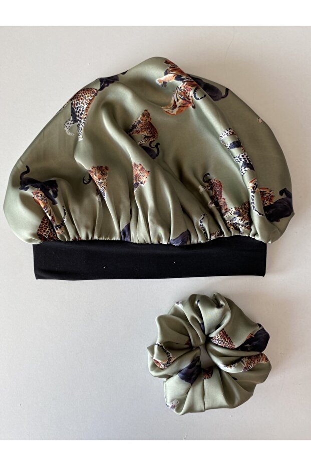 Green Tiger Pattern Satin Bonnet and Buckle Set for Curly Hair