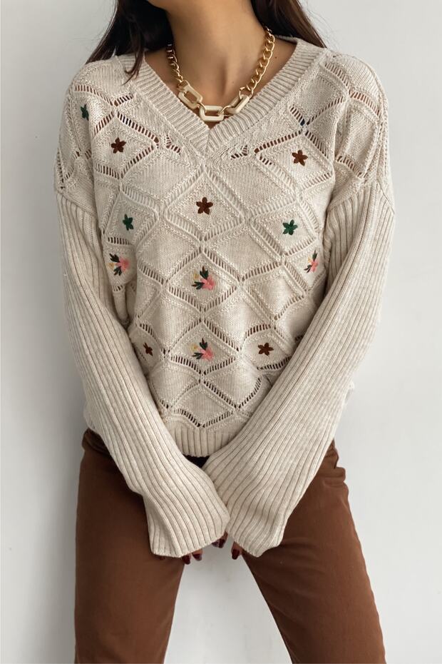 Women's Beige Low Shoulder Embroidered Knitwear Sweater