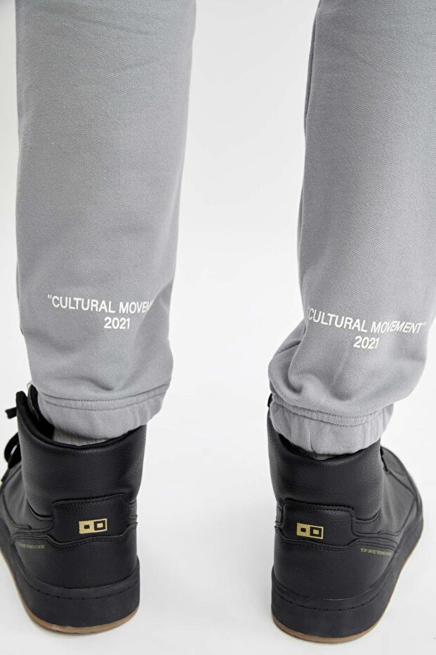 بنطال رياضي أساسي رائع بقصة عادية - 5