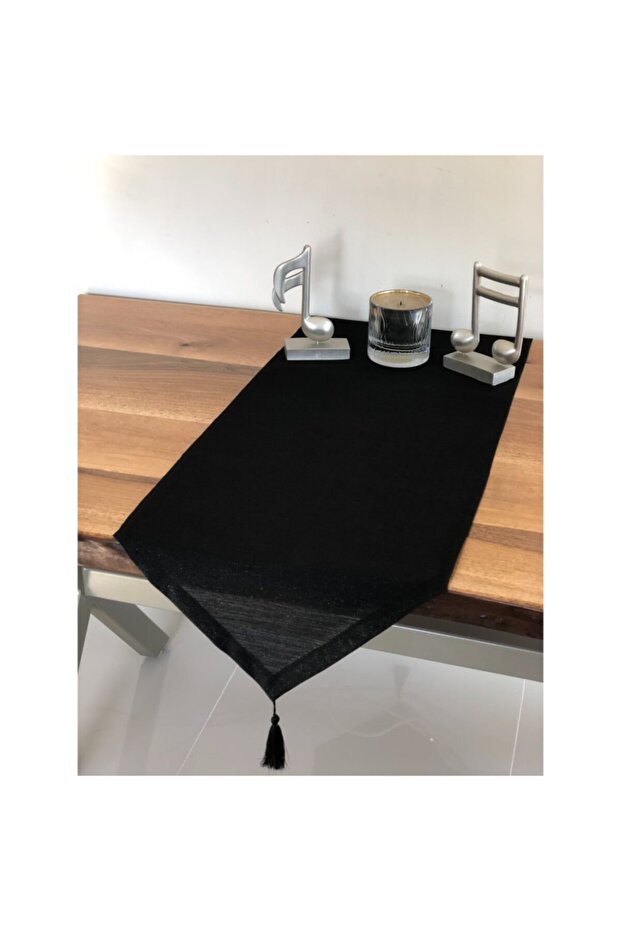 American Service, Silvery Linen Runner Black Color