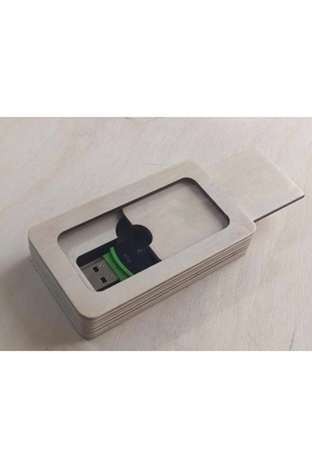 صندوق ذاكرة USB خشبي