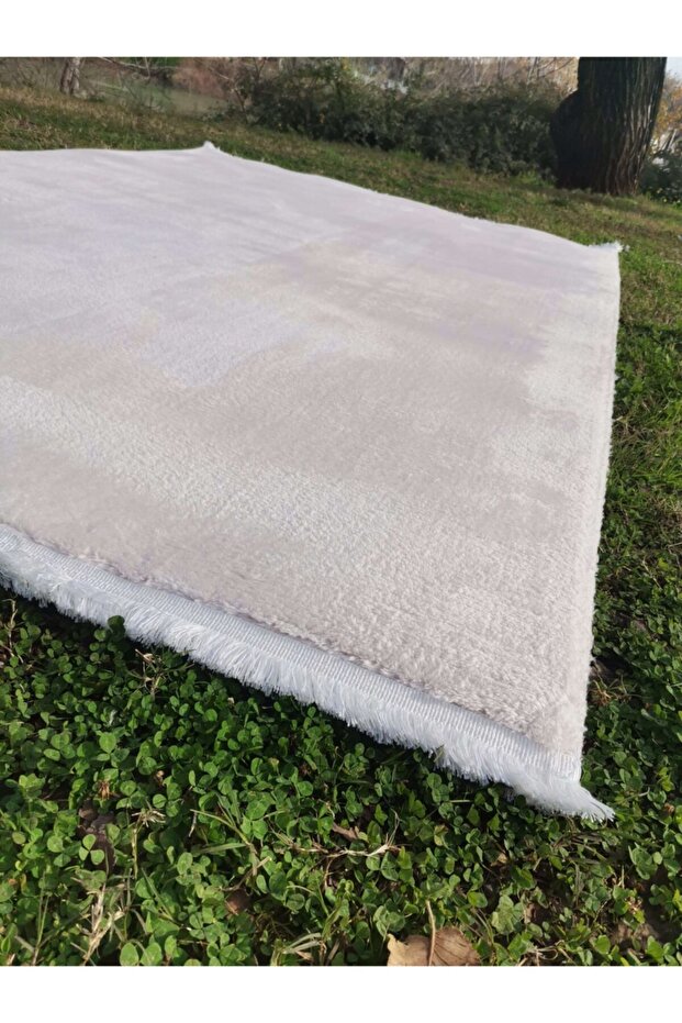 Post Peluş Halı Krem - 3