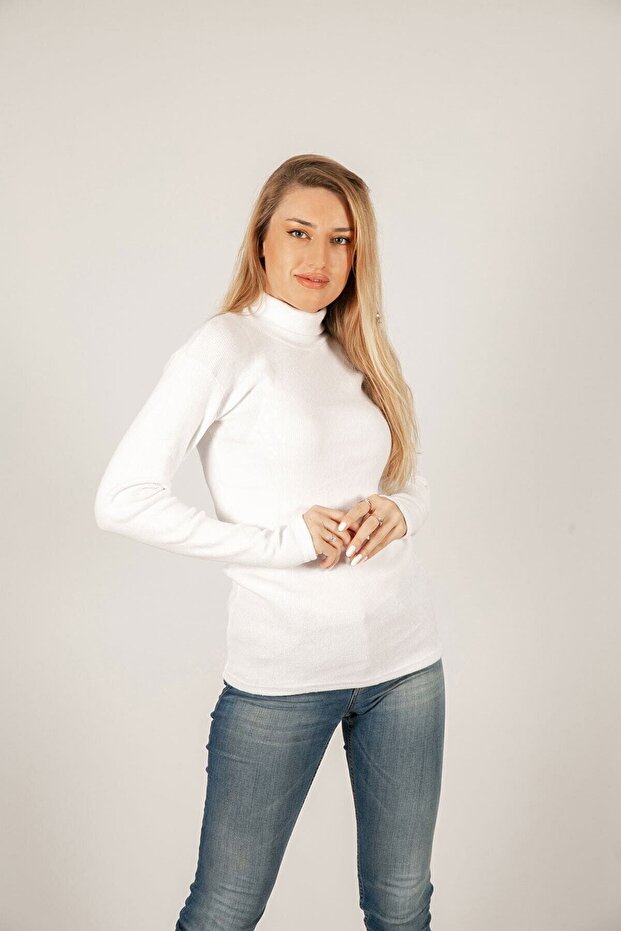 Women's White Turtleneck Sweater