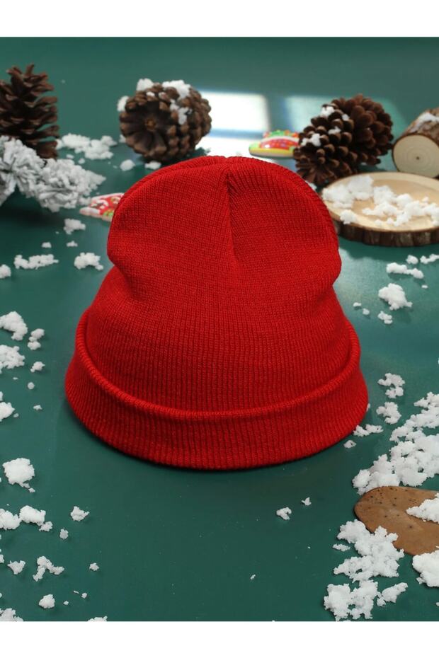 البيريه الأحمر الأساسي - 1