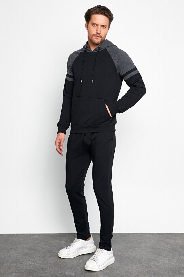 طقم رياضي أسود - 4