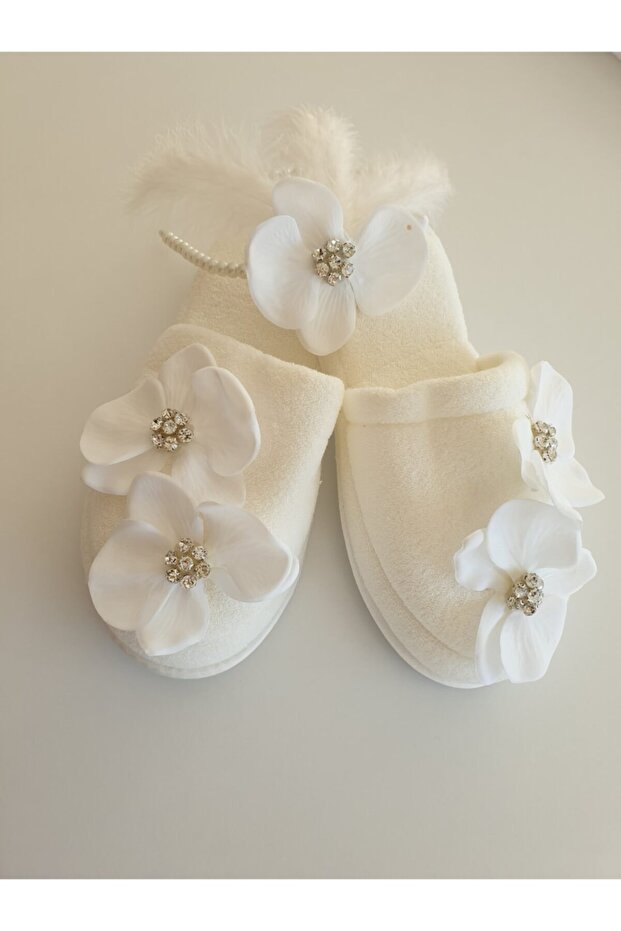 Orkidelei Maternity Crown and Slippers