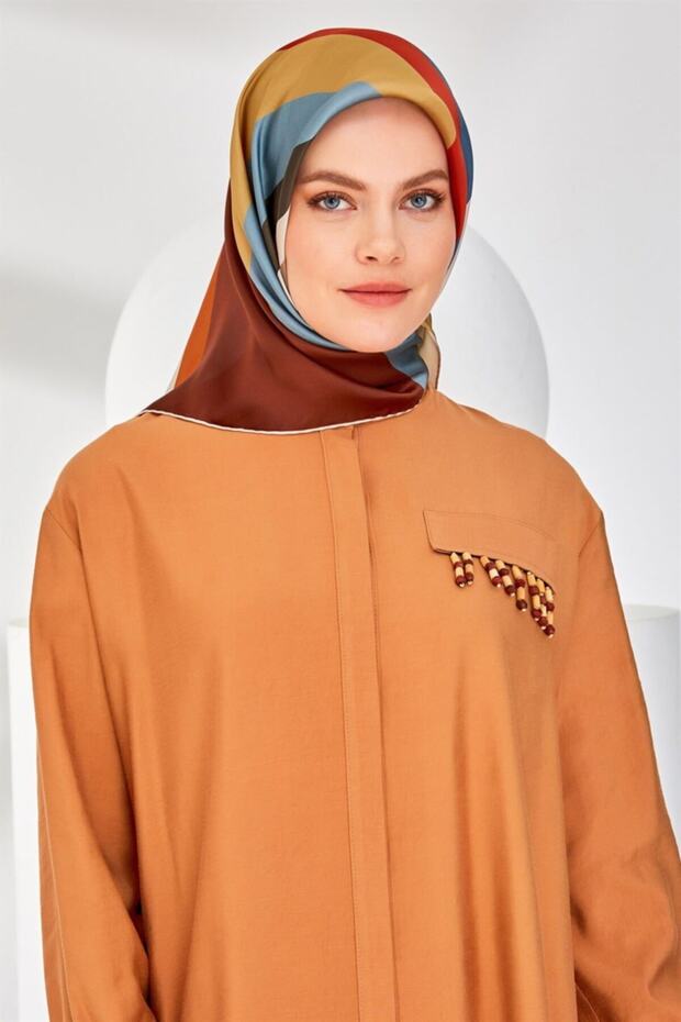 وشاح حريري أحمر نسائي 2020