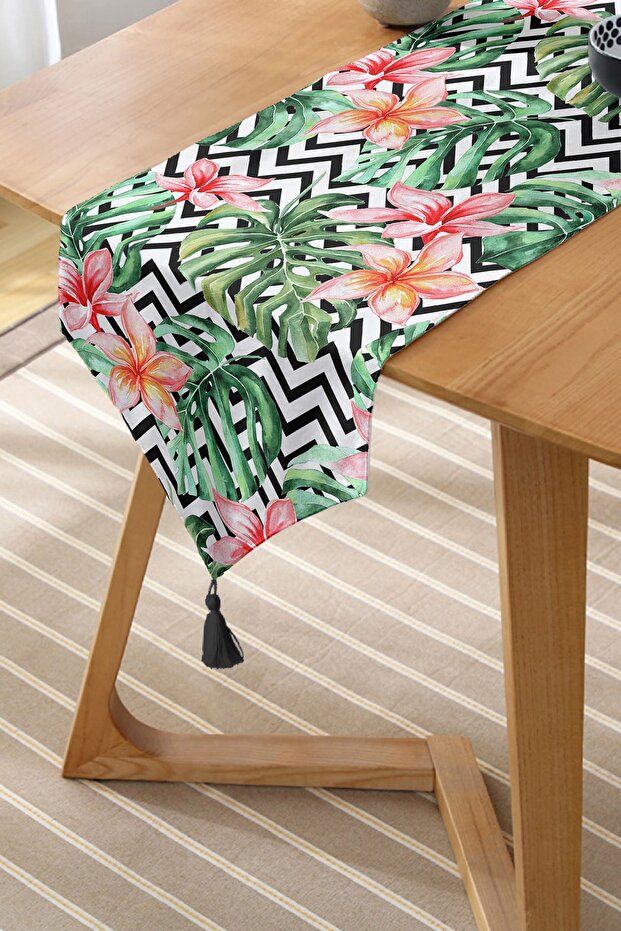 Zigzag Zebra Patterned Digital Printed Tasseled Chenille Triangle Runner - 2