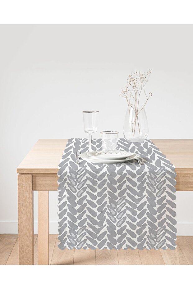 Geometric Patterned Digital Printed Modern Runner - 2
