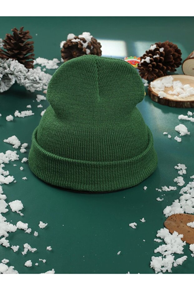 قبعة أساسية للجنسين باللون الأخضر - 1