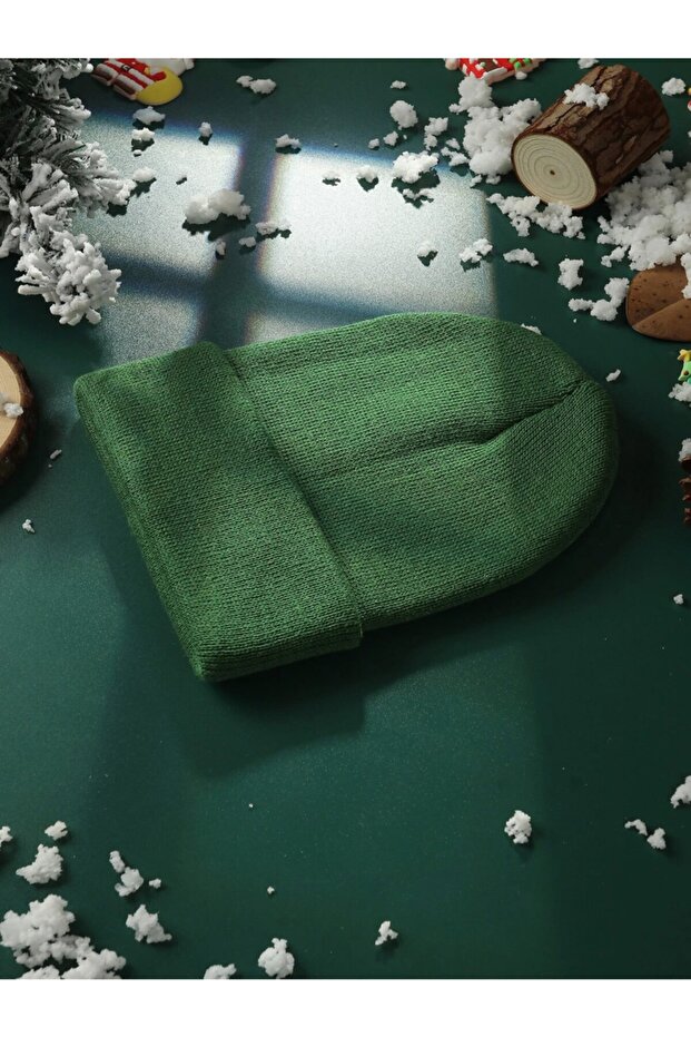 قبعة أساسية للجنسين باللون الأخضر - 3