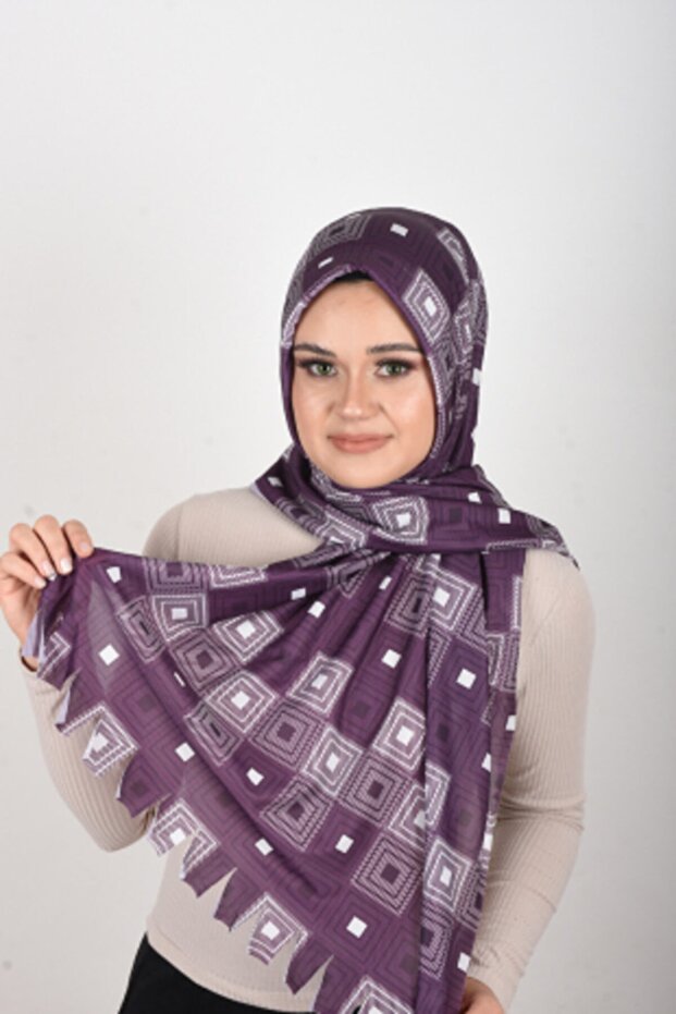 وشاح حجاب من الليكرا منقوش هندسيًا باللونين الأرجواني والأبيض