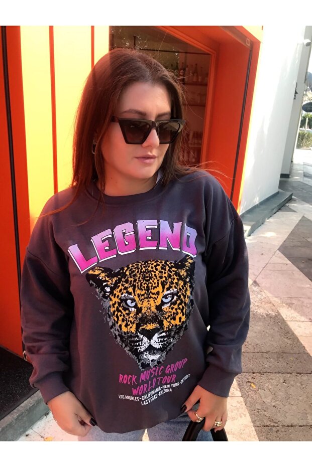 Kaplan Baskılı Sweatshirt