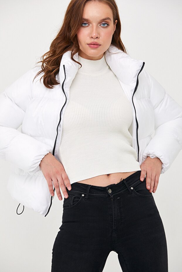 Kadın Beyaz Oversize Şişme Mont - 9