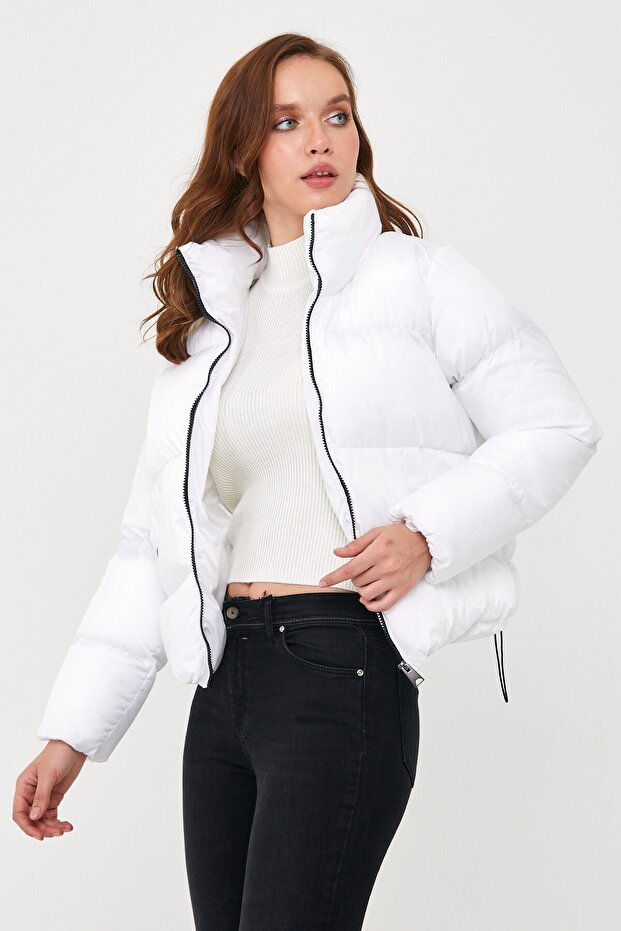 Kadın Beyaz Oversize Şişme Mont - 12