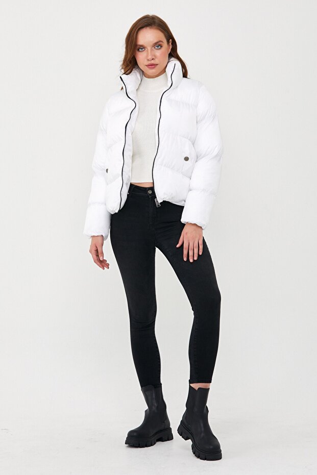 Kadın Beyaz Oversize Şişme Mont - 6