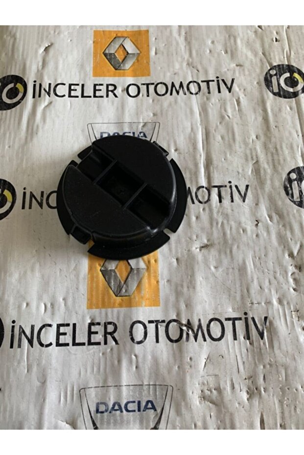 223243708R FLUENCE MEGANE 3 ÖN TAMPON SOILER KAPAĞI ADET - 1