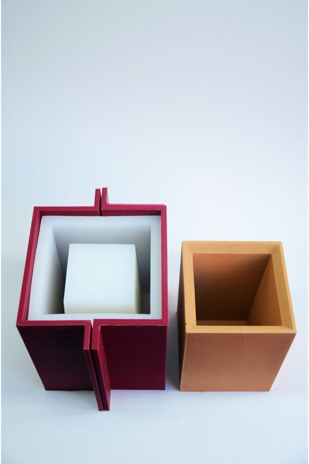 Uzun Kolon Saksı Silikon Kalıbı - 4