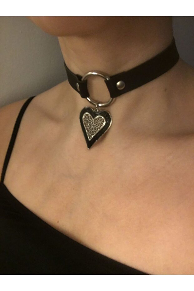 Flower Embroidered Black Enamel Heart Choker