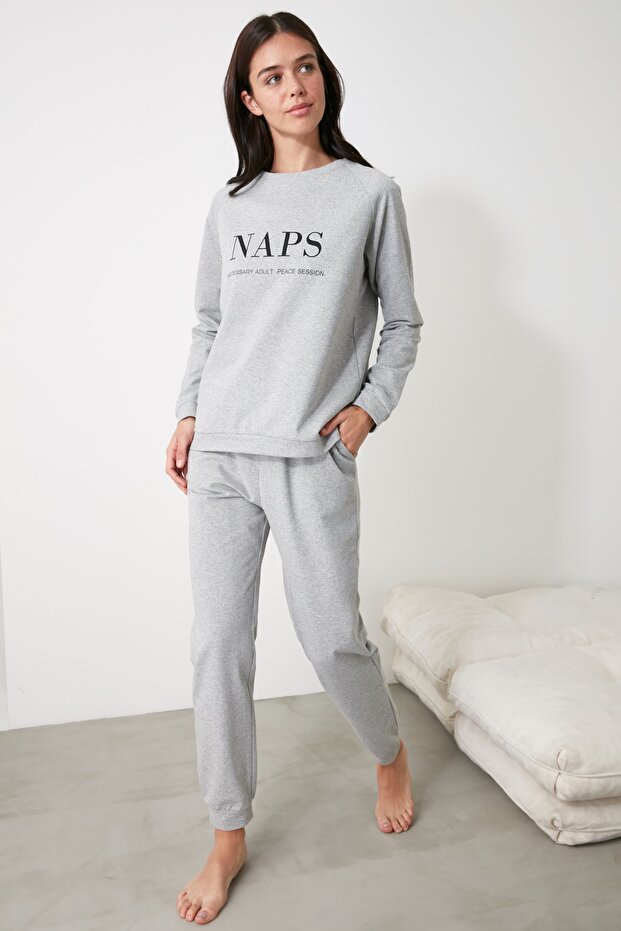 Antracytowy zestaw T-shirt-Jogger z napisem i piżamą z dzianiny THMAW21PT0497 - 18