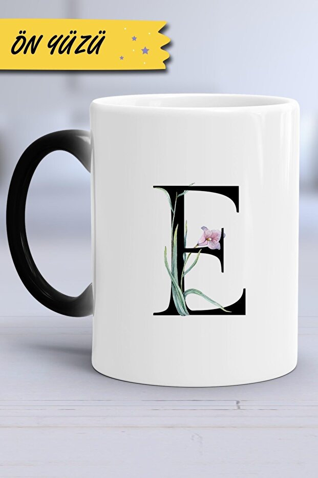 كوب سحري على شكل حرف E مزين بالزهور - 4