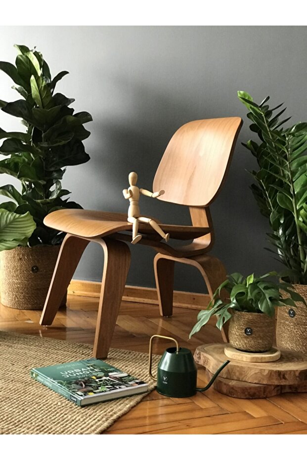 Keops Berjer / Eames Lcw - 2