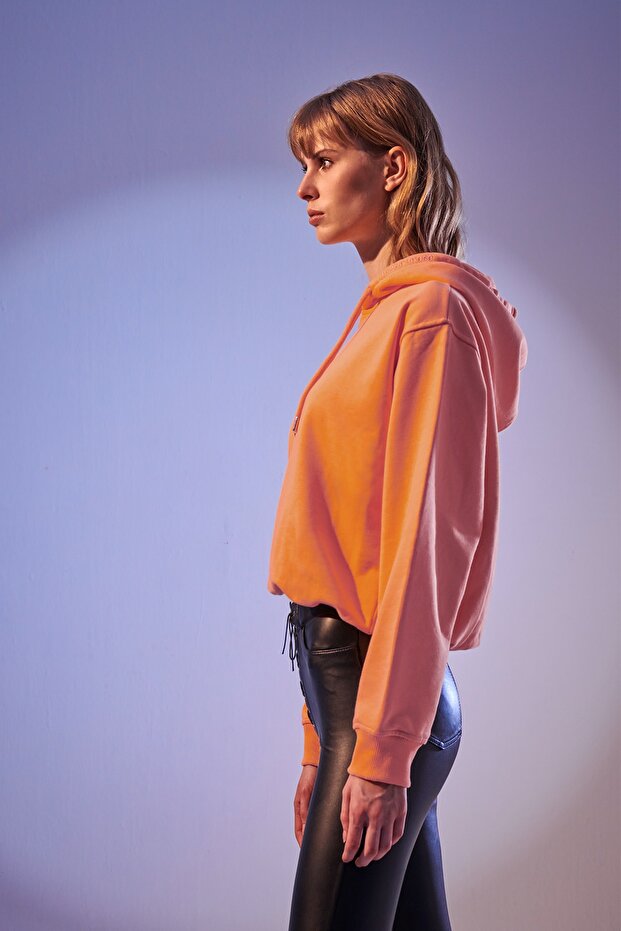 Turuncu Kapüşonlu Sweatshirt - 3