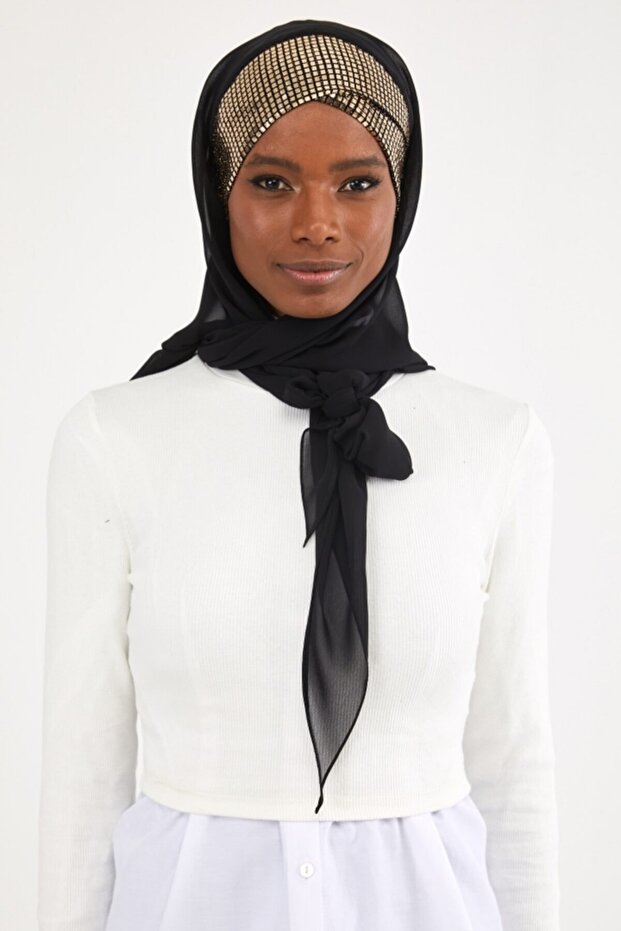 وشاح شيفون مثلث باللون الأسود والذهبي - 5