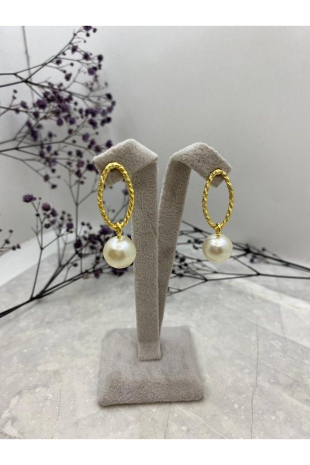 Drop Model Pearl Gold Earrings