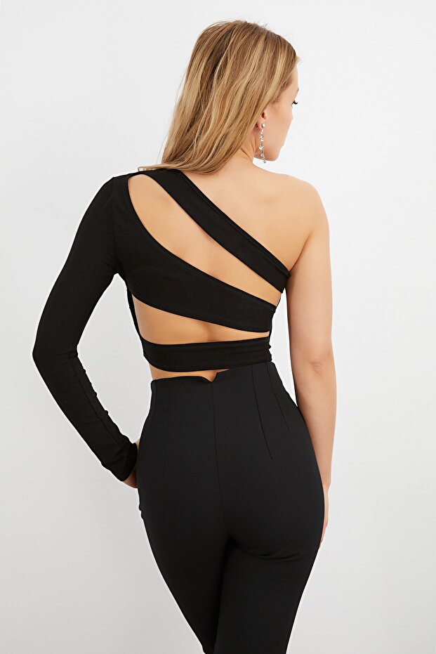 Women's Black Back Banded Single Sleeve Crop Blouse B174-9