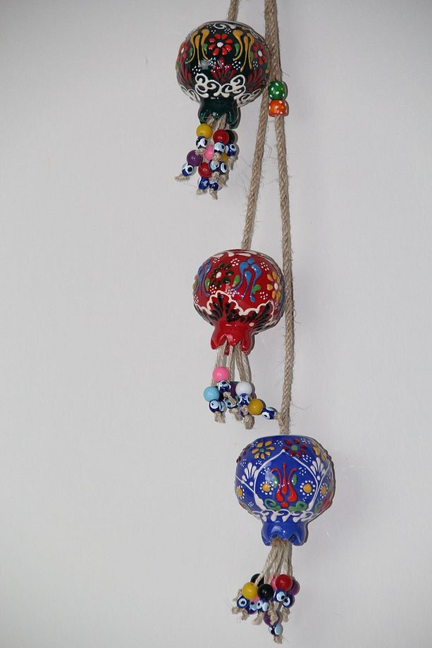 Çini Desenli Üçlü Nar Kapı Süsü - 3