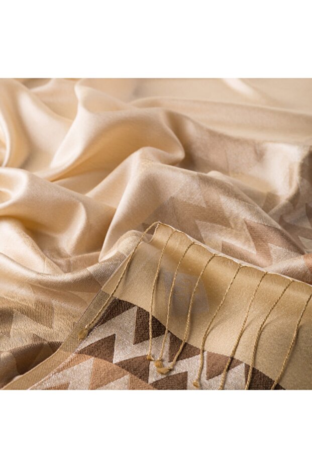 Cream Zig Zag Patterned Silk Shawl - 2